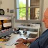 Ramón, estudiante de IA a los 91 años: «Aprender no depende de la edad, depende de la curiosidad»